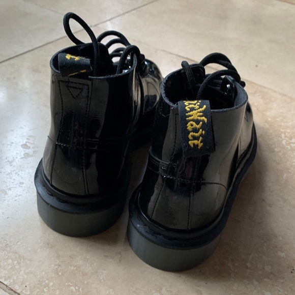Dr. Martens Church Stud Black Patent Leather boots US 7/UK 5 - Picture 4 of 6